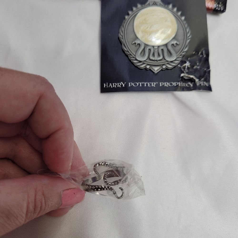 NEW Harry‎ Potter exclusive Loot Crate watch lanyard pin reusable Hogwarts bag - Picture 9 of 9